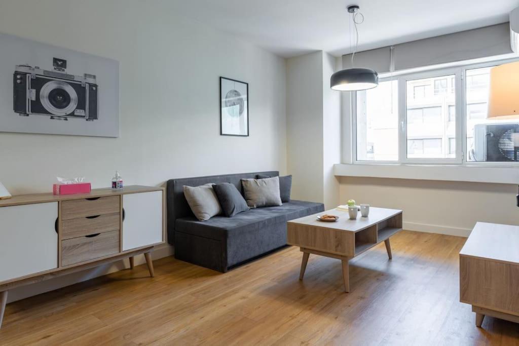Large Comfy, Modern Studio 5 Min To Acropolis Atena Exterior foto