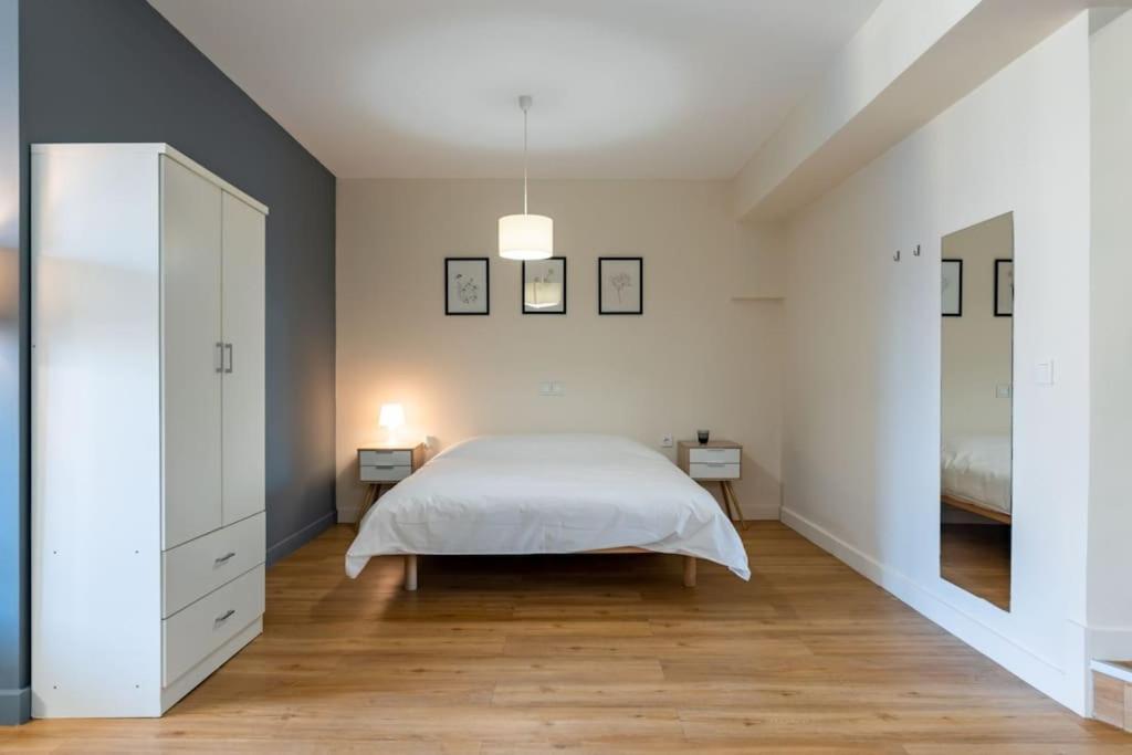 Large Comfy, Modern Studio 5 Min To Acropolis Atena Exterior foto